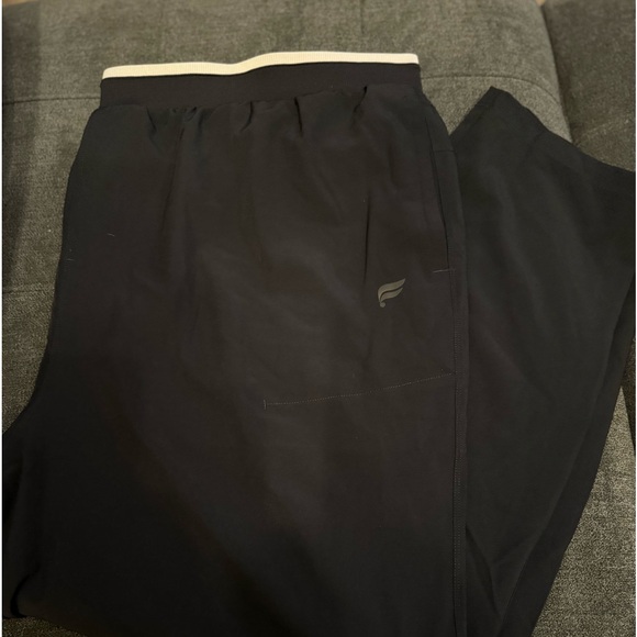 Black Fabletics pants - Picture 1 of 1